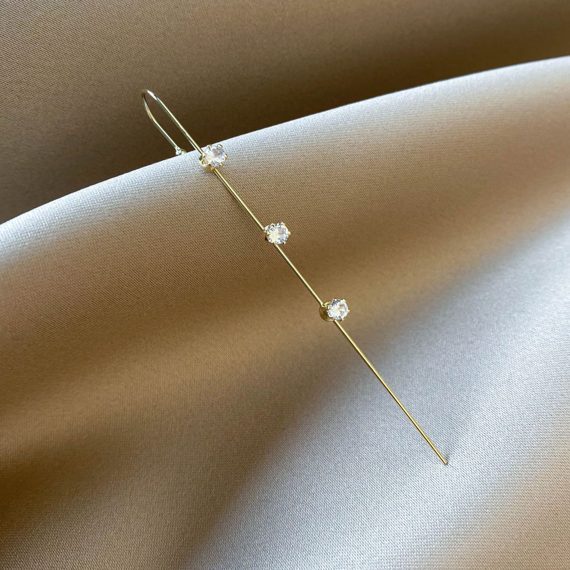 Wholesale Zircon diamond earrings ear hanging style personalized piercing ear needle